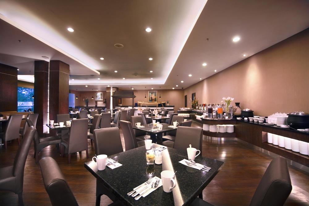 Aston Jember Hotel & Conference Center Exterior photo